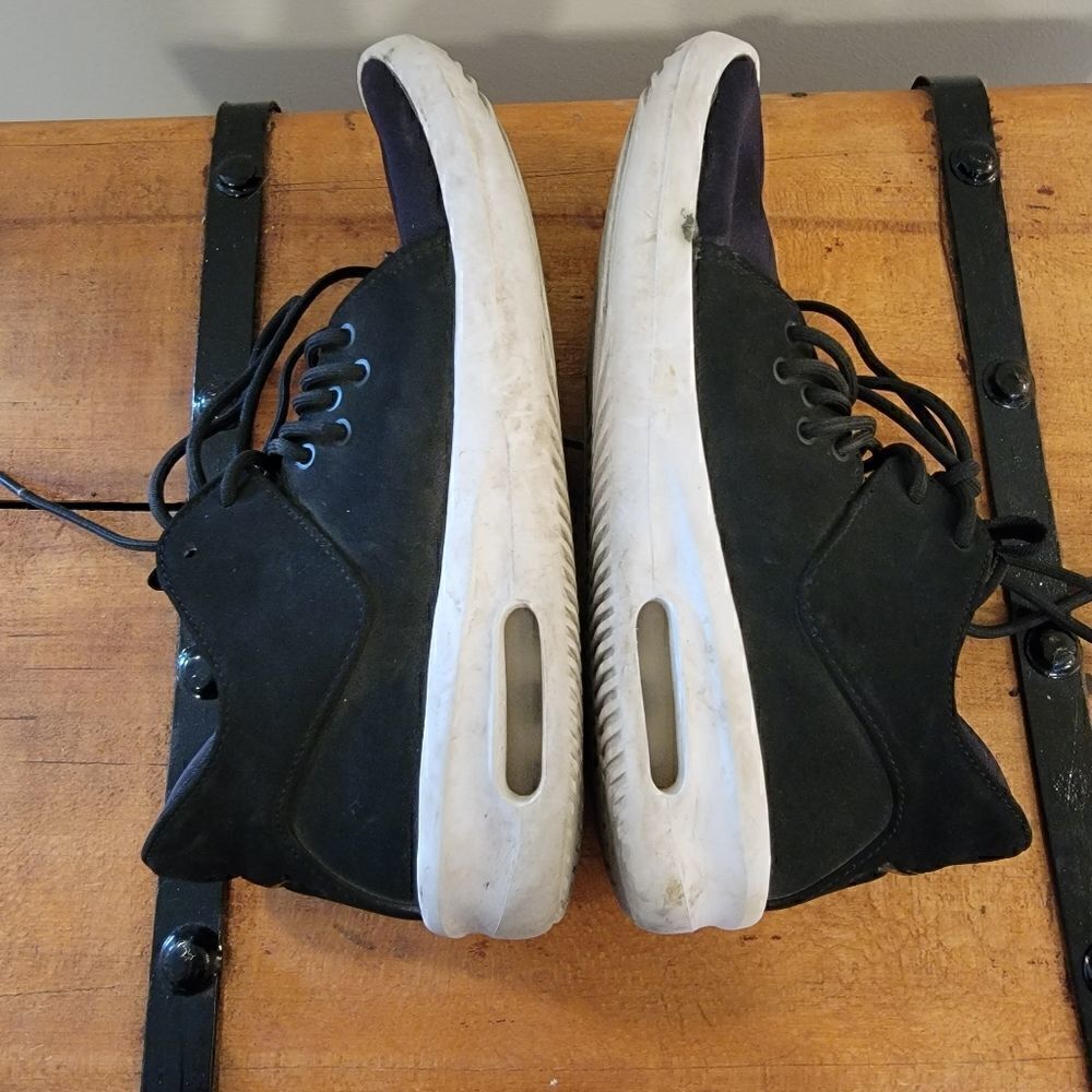 Jordan First Class sneakers size 7.5 - Picture 6 of 9
